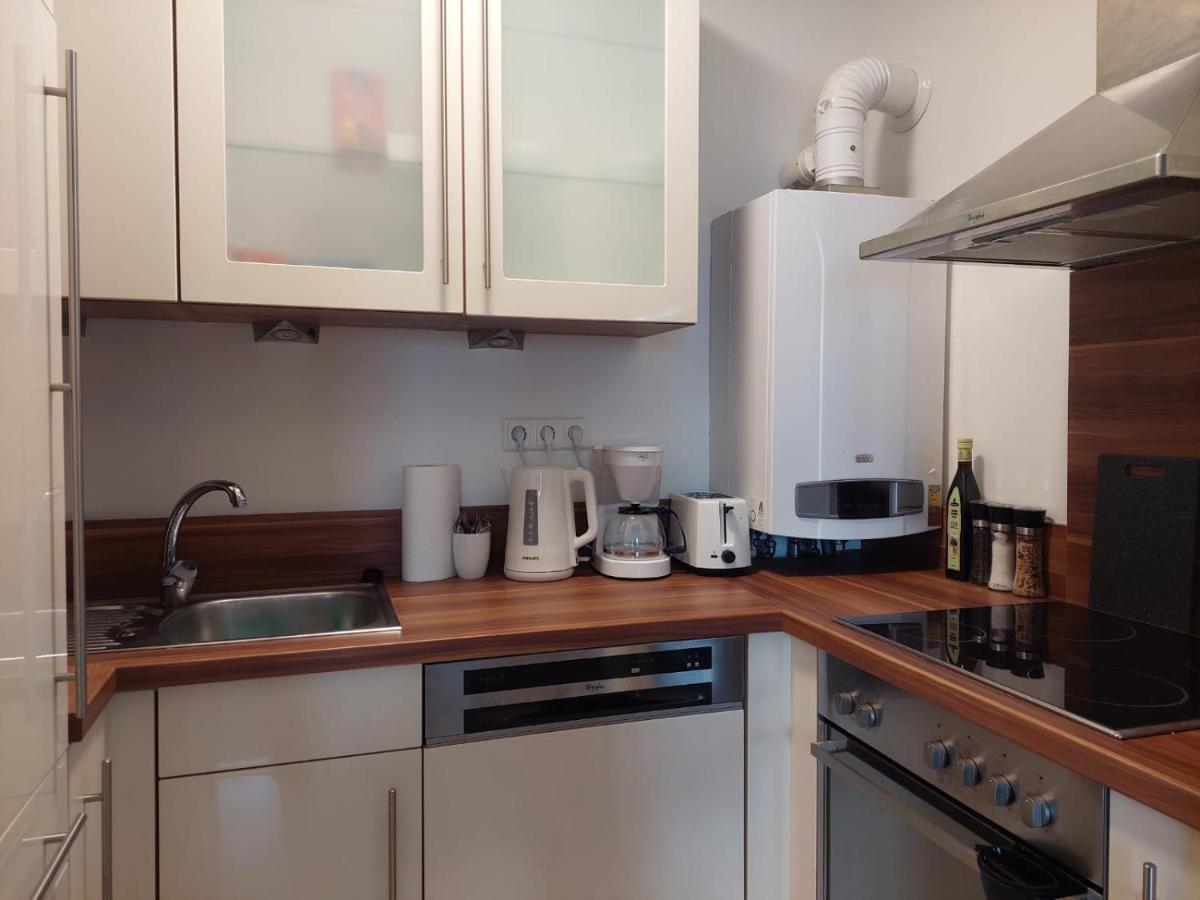 Balcony Apartment, 5 Min Walk To First District Viena Exterior foto